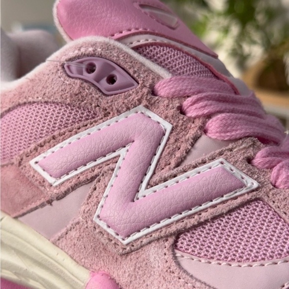 New Balance 9060 ASOS Exclusive Women's Blush Pink Sneakers - Picture 6 of 8